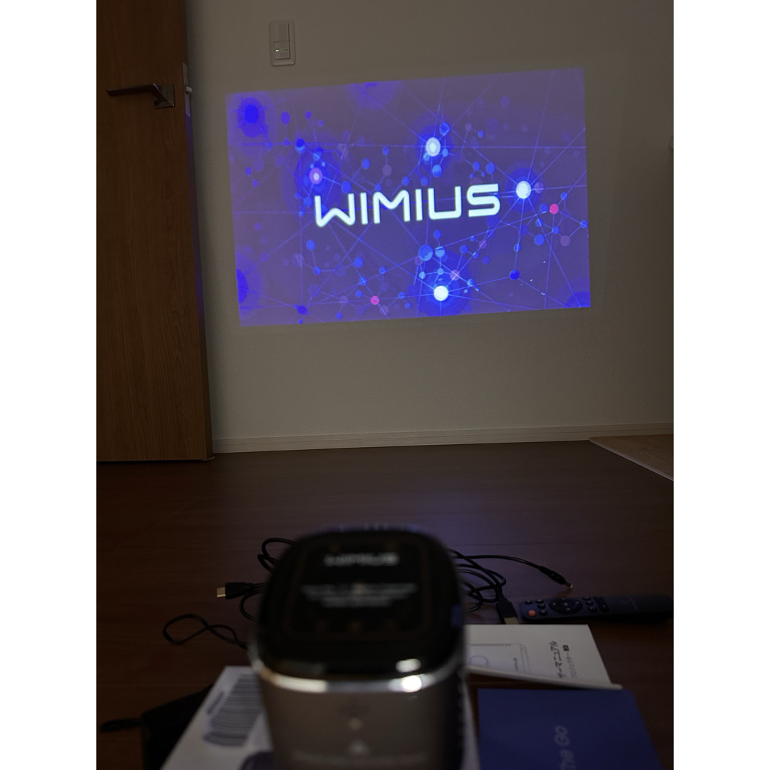 WiMiUS Q2プロジェクター小型 ホームシアターの通販 by タズ's WiMiUS Q2プロジェクター小型 ホームシアターの通販 by タズ's