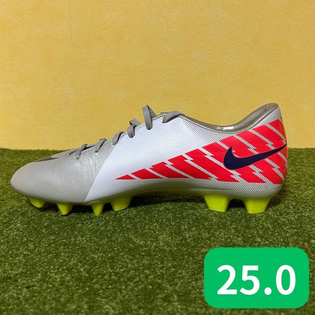 NIKE - 【新品】NIKE ナイキ マーキュリアル ヴェイパー 25.0cm NIKE - 【新品】NIKE ナイキ マーキュリアル ヴェイパー 25.0cm