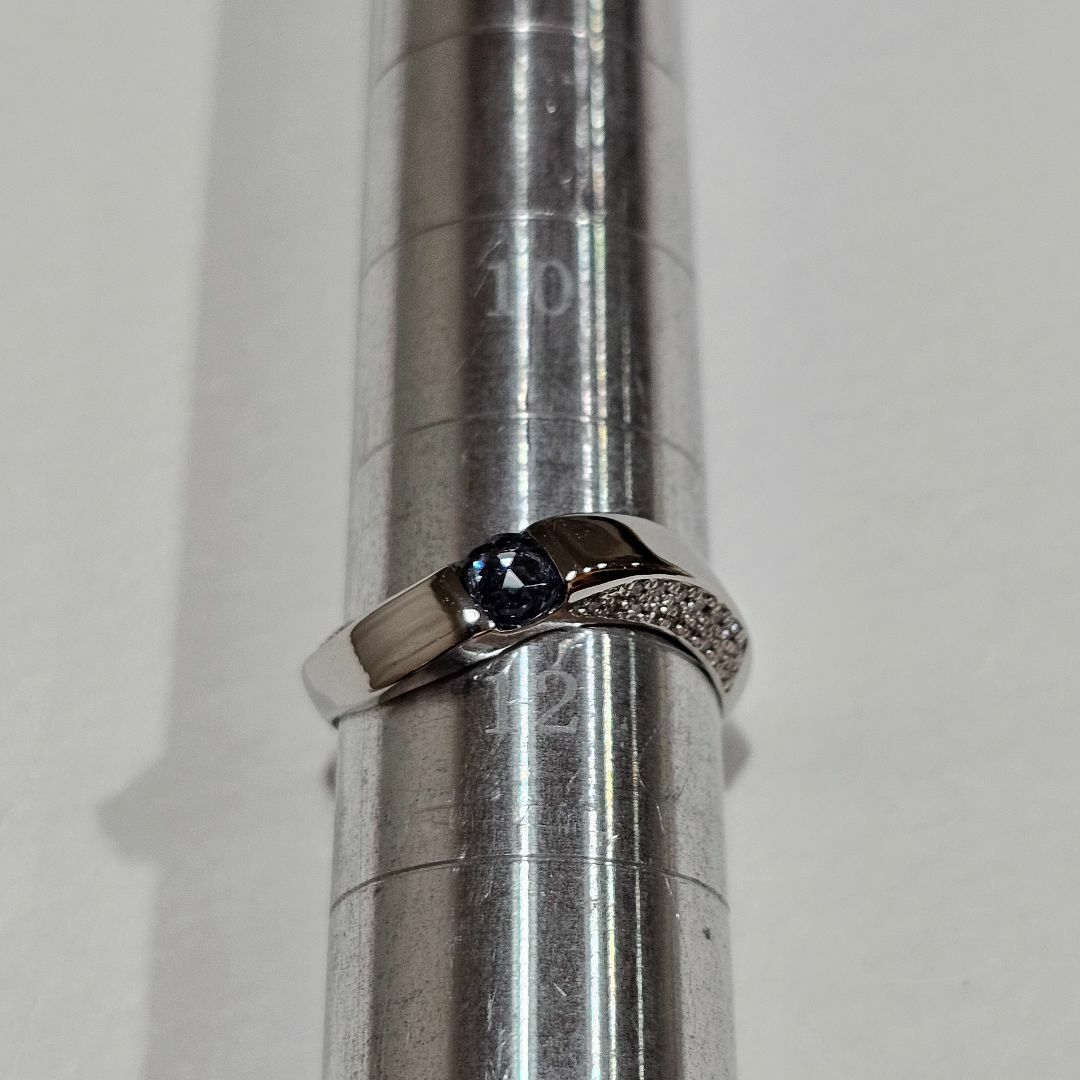 1606 スピネルダイヤリングPT950プラチナ12号0.23ctの通販 by n 1606 スピネルダイヤリングPT950プラチナ12号0.23ctの通販 by n