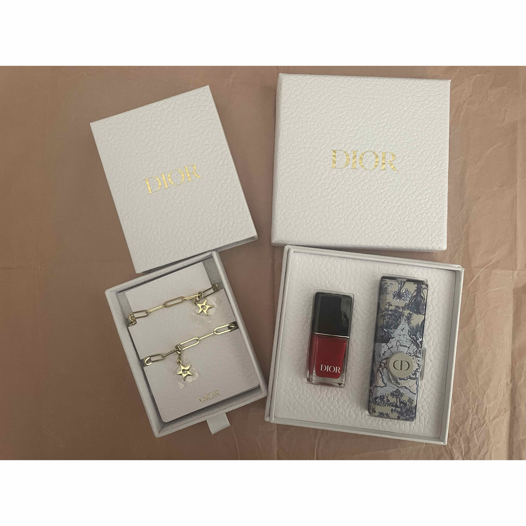 Christian Dior - DIOR バースデーギフト、チャームの通販 by Christian Dior - DIOR バースデーギフト、チャームの通販 by