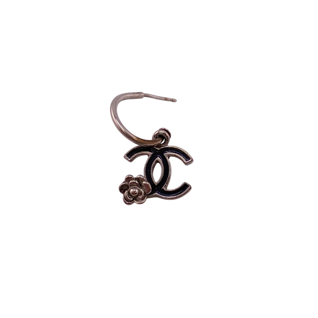 CHANEL - シャネル CHANEL ピアス シルバーの通販 by ブランドじ CHANEL - シャネル CHANEL ピアス シルバーの通販 by ブランドじ