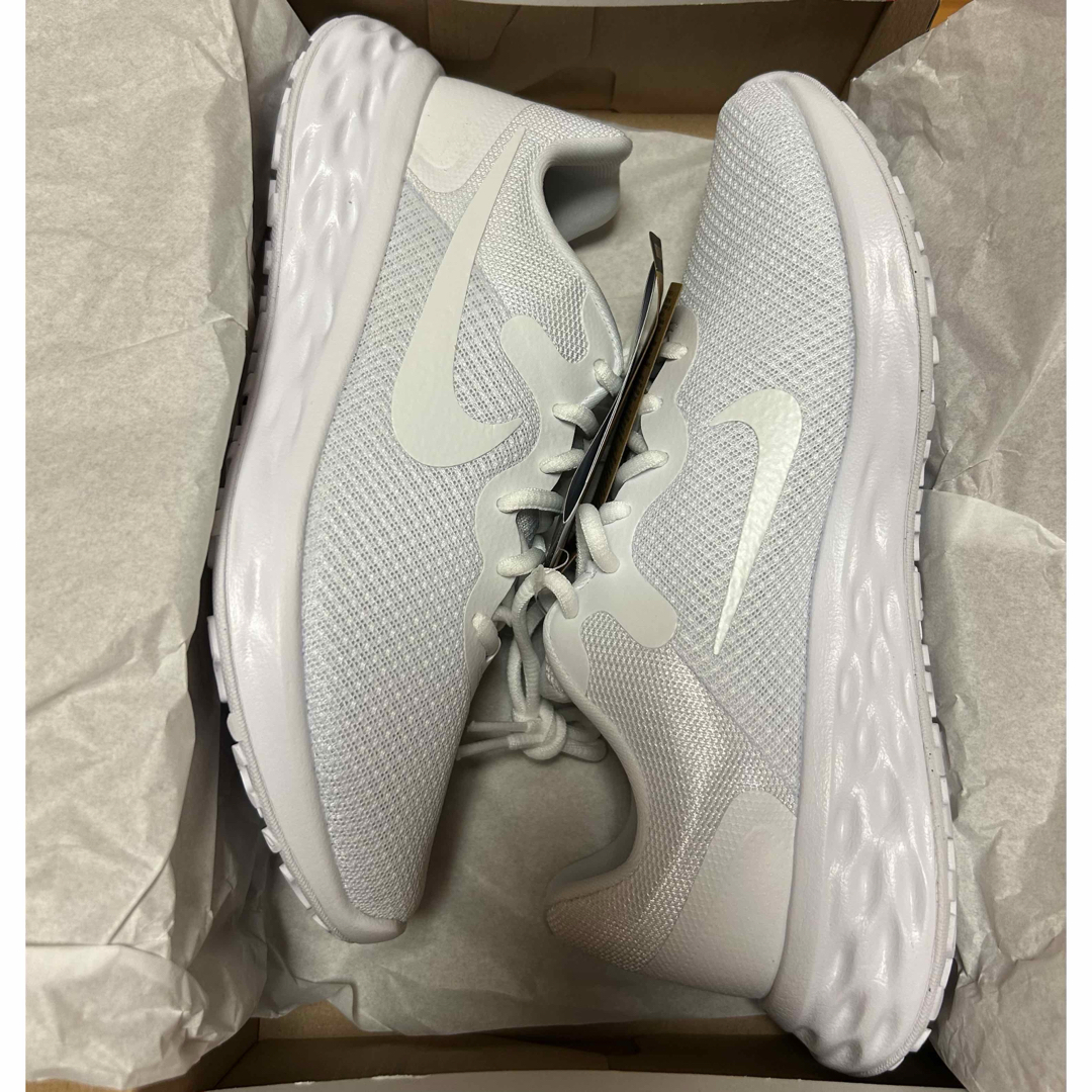 NIKE - Nike ホワイト ランニングシューズの通販 by nalu's shop NIKE - Nike ホワイト ランニングシューズの通販 by nalu's shop