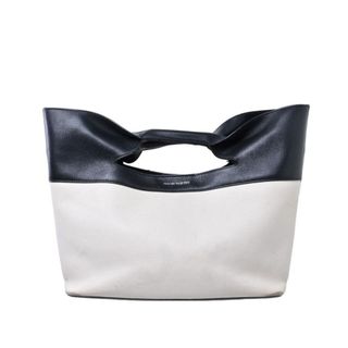 Alexander McQueen(ショルダーバッグ)のフリマアイテム一覧 Alexander McQueen(ショルダーバッグ)のフリマアイテム一覧