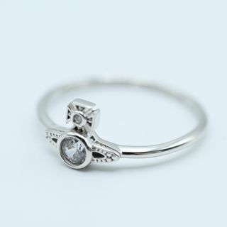 Vivienne Westwood - 初期ソリッドオーブリング ゴールド 23号の Vivienne Westwood - 初期ソリッドオーブリング ゴールド 23号の