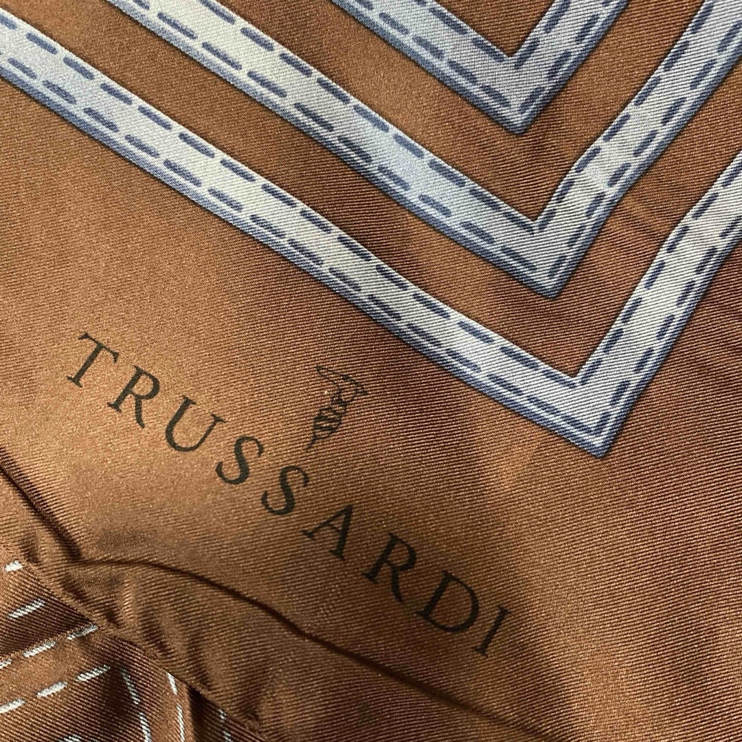 Trussardi - トラサルディスカーフの通販 by すずなり4/30まで Trussardi - トラサルディスカーフの通販 by すずなり4/30まで