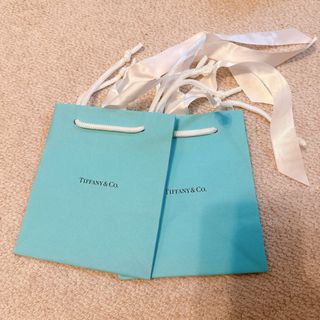 Tiffany & Co.(ショップ袋)のフリマアイテム一覧 Tiffany & Co.(ショップ袋)のフリマアイテム一覧