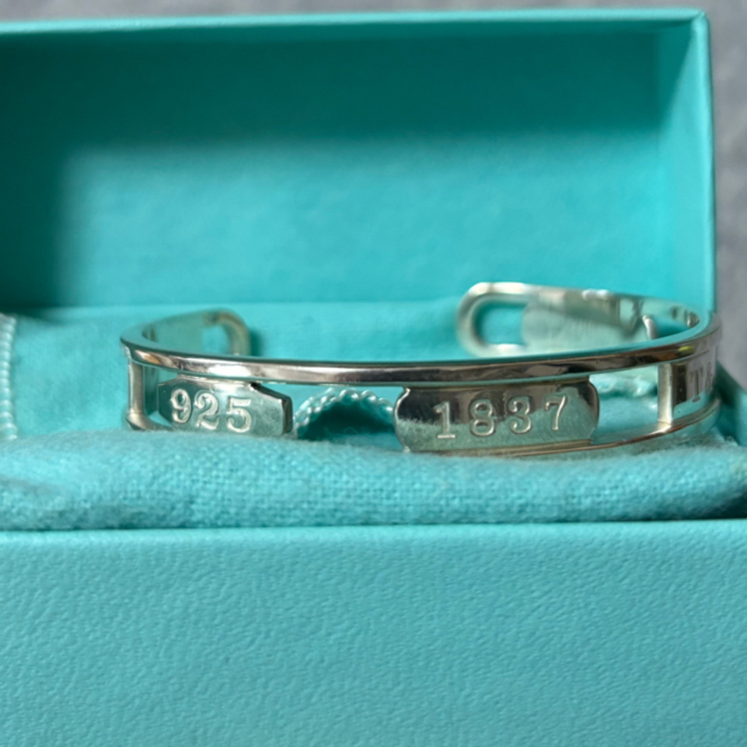 Tiffany & Co. - ティファニー バングル ナロー オープン Tiffany & Co. - ティファニー バングル ナロー オープン