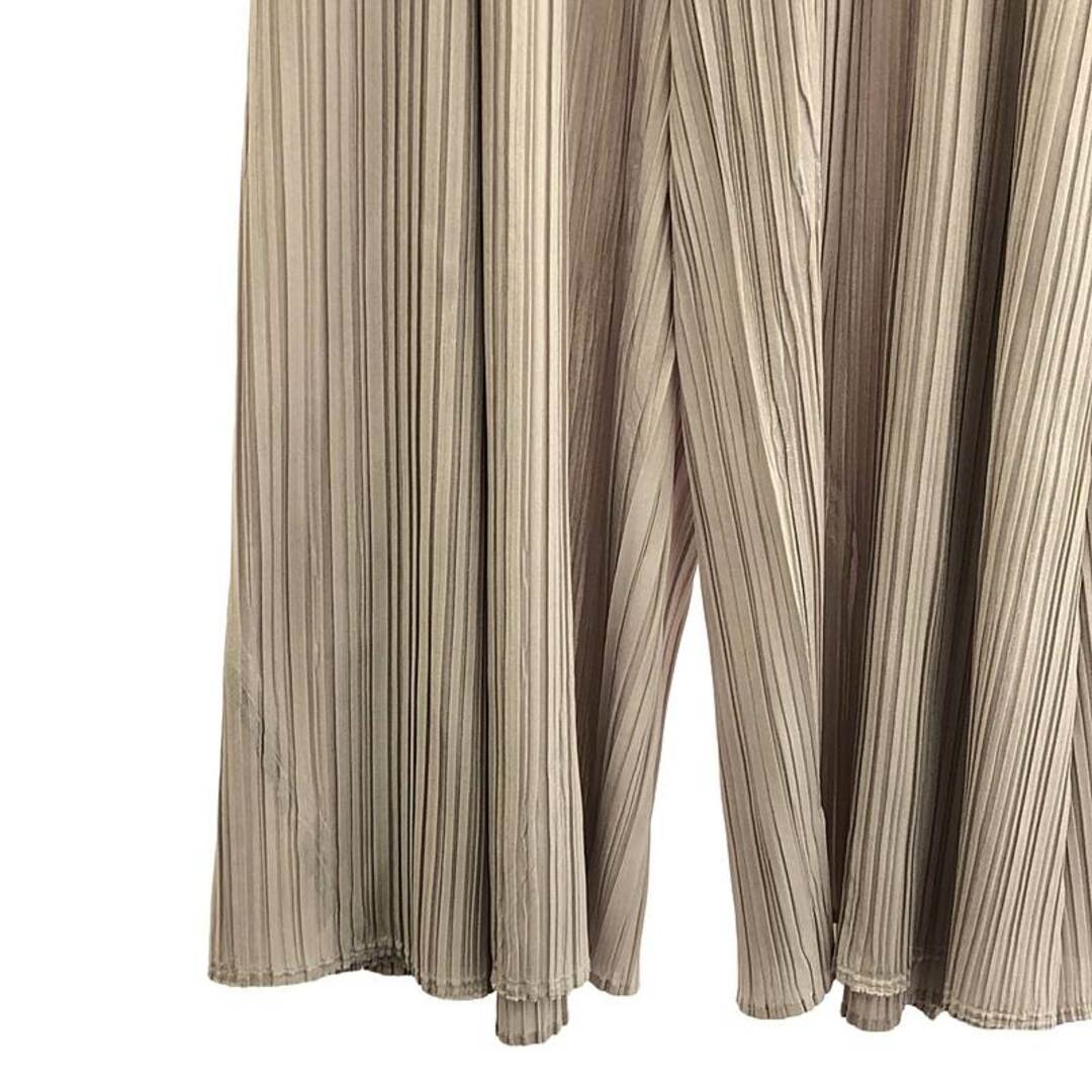 PLEATS PLEASE ISSEY MIYAKE - PLEATS PLEASE ISSEY MIYAKE PLEATS PLEASE ISSEY MIYAKE - PLEATS PLEASE ISSEY MIYAKE