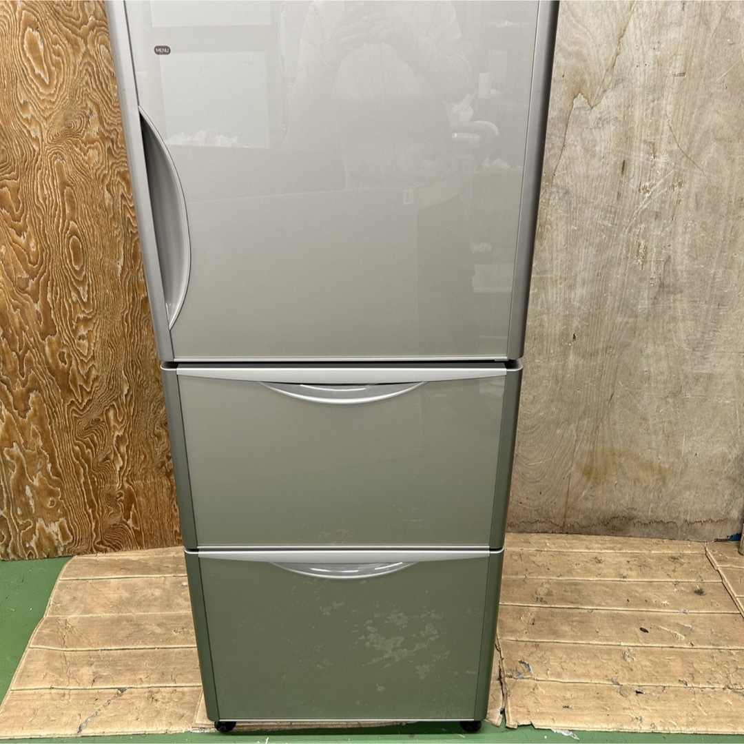 137 日立 大型冷蔵庫 容量300l〜400l 自動製氷器付き 真空チルド 137 日立 大型冷蔵庫 容量300l〜400l 自動製氷器付き 真空チルド