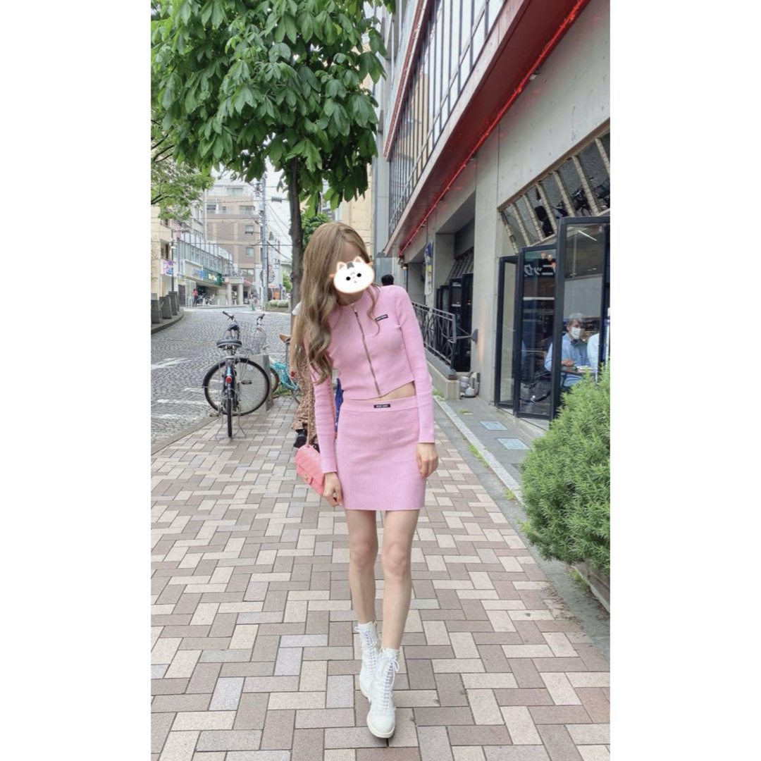 MIU MIU - ミュウミュウのロゴ入りスカートの通販 by MIU MIU - ミュウミュウのロゴ入りスカートの通販 by