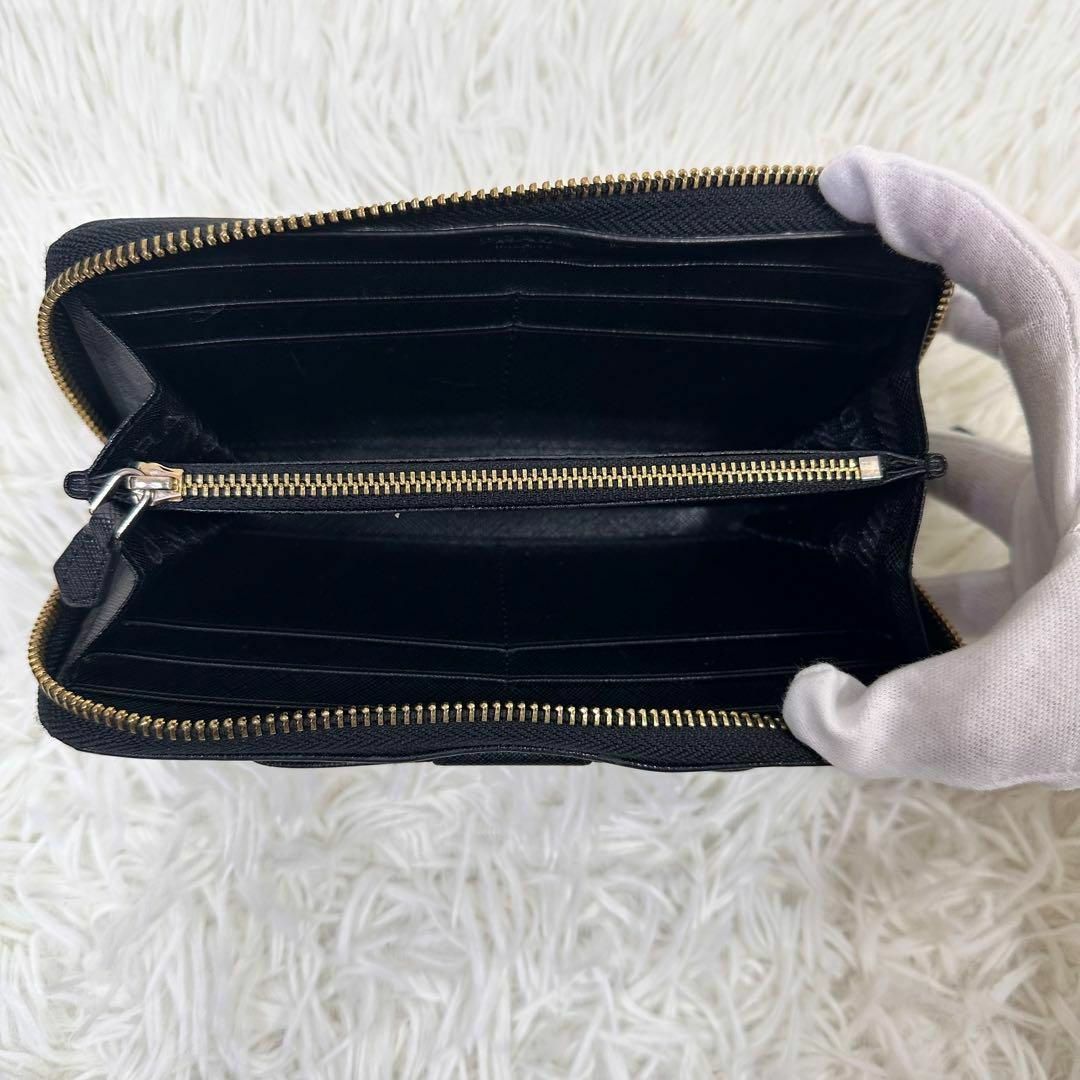 PRADA - 【美品】プラダ 長財布 ラウンドファスナー リボン 金 PRADA - 【美品】プラダ 長財布 ラウンドファスナー リボン 金