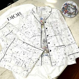 Christian Dior(ルームウェア/パジャマ)のフリマアイテム一覧 Christian Dior(ルームウェア/パジャマ)のフリマアイテム一覧
