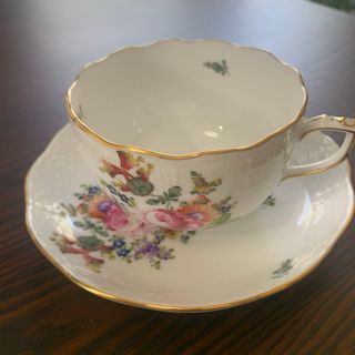 ヘレンド(Herend)のお値下げ☆ヘレンド フラワーブーケ ③ティーカップ＆ソーサー(食器)
