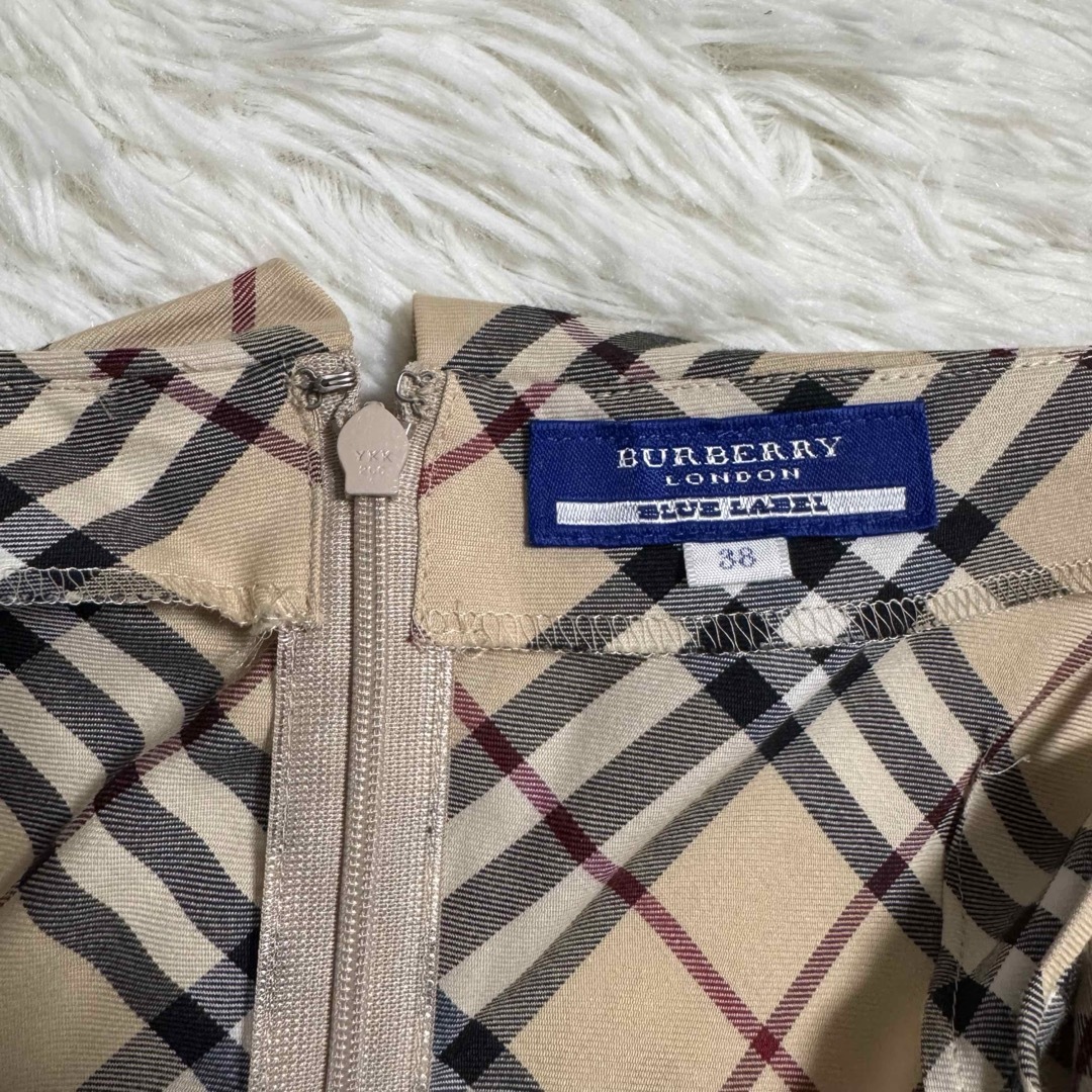 BURBERRY BLUE LABEL - BURBERRY BLUE LABEL ノースリーブ BURBERRY BLUE LABEL - BURBERRY BLUE LABEL ノースリーブ