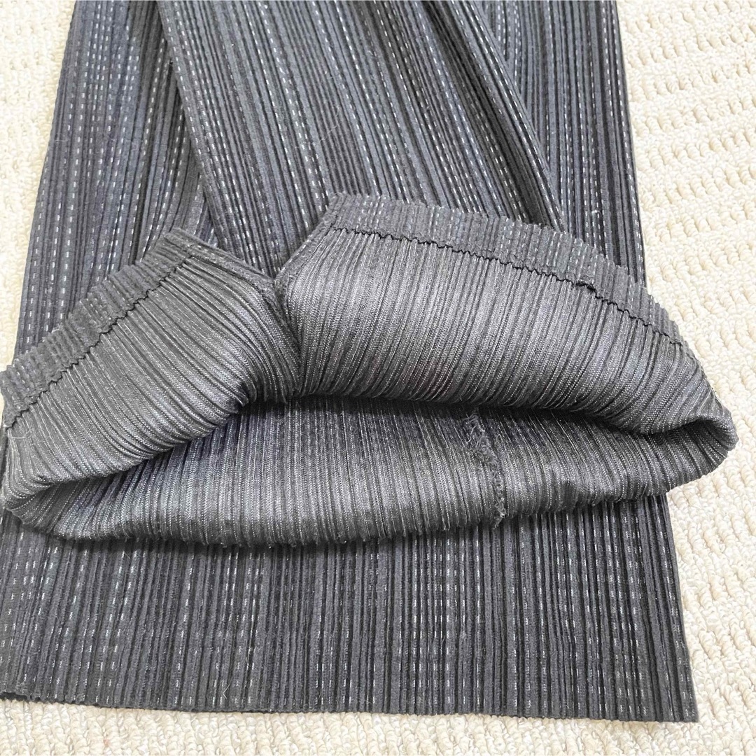 PLEATS PLEASE ISSEY MIYAKE - 【美品】サイズL プリーツ PLEATS PLEASE ISSEY MIYAKE - 【美品】サイズL プリーツ