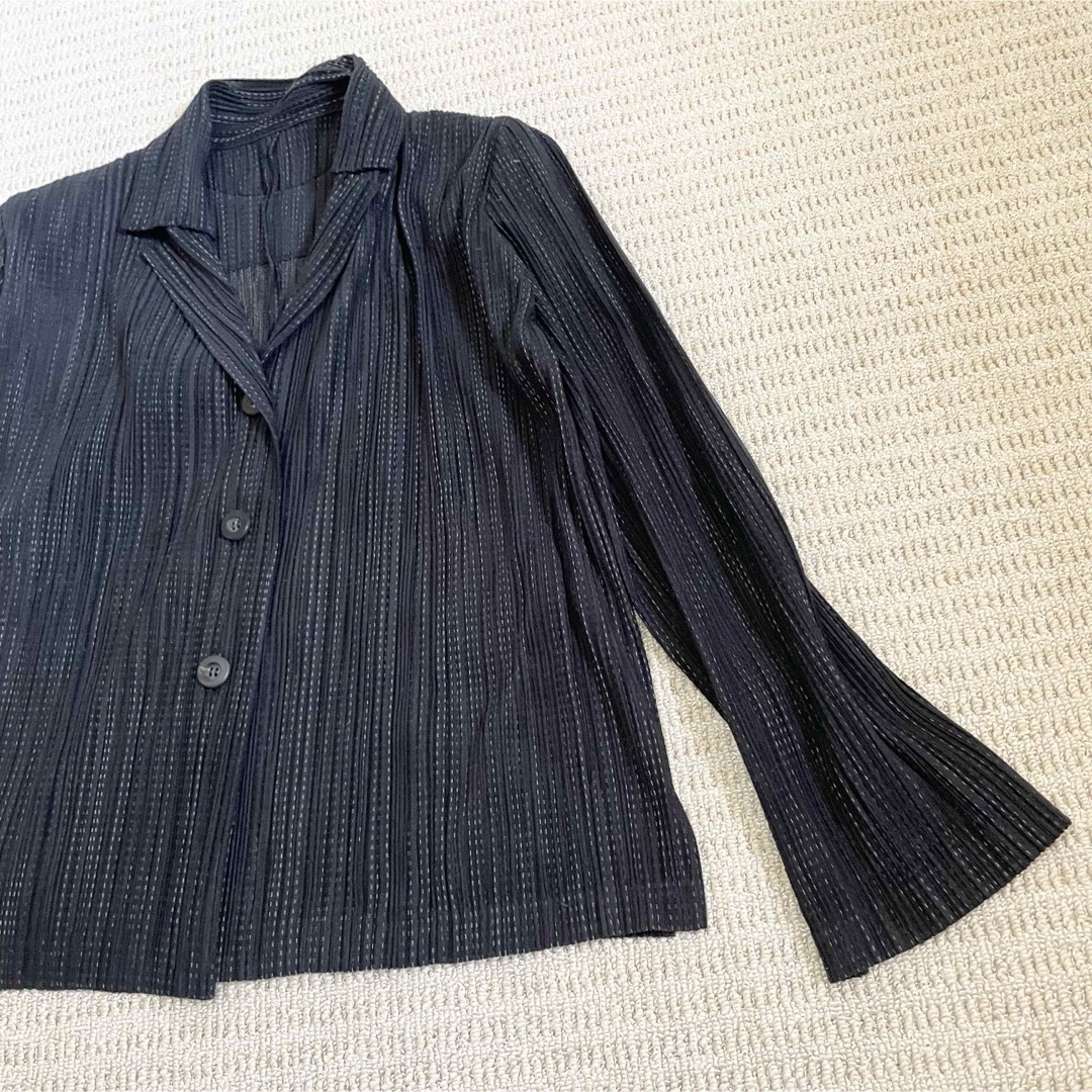PLEATS PLEASE ISSEY MIYAKE - 【美品】サイズL プリーツ PLEATS PLEASE ISSEY MIYAKE - 【美品】サイズL プリーツ