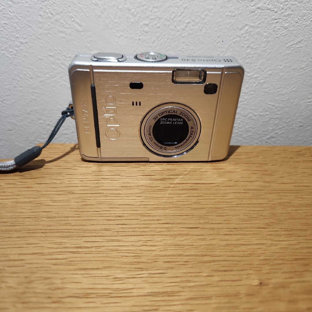 PENTAX - PENTAX Optio S40 シルバーの通販 by ユニカ0303's PENTAX - PENTAX Optio S40 シルバーの通販 by ユニカ0303's