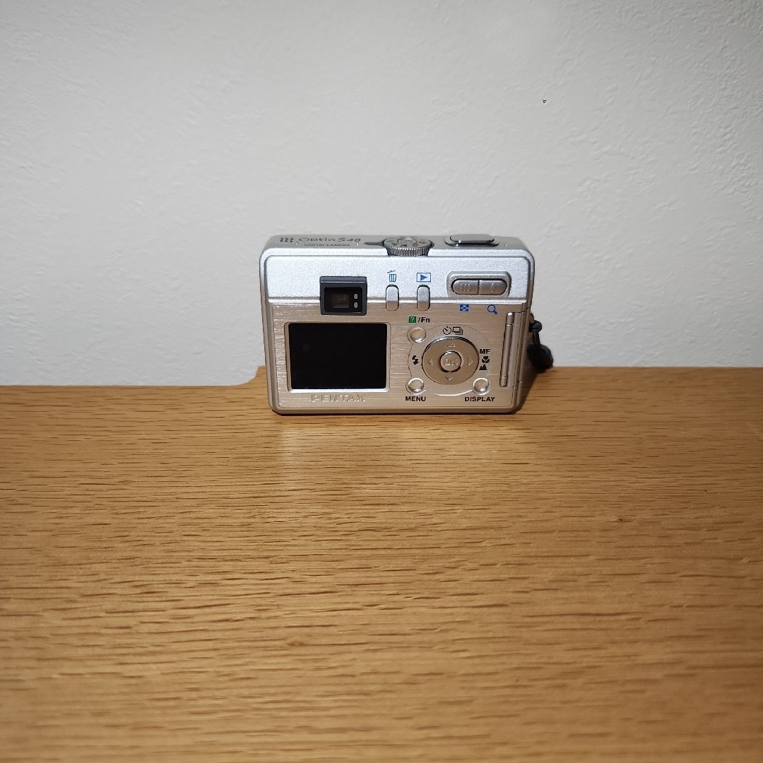 PENTAX - PENTAX Optio S40 シルバーの通販 by ユニカ0303's PENTAX - PENTAX Optio S40 シルバーの通販 by ユニカ0303's