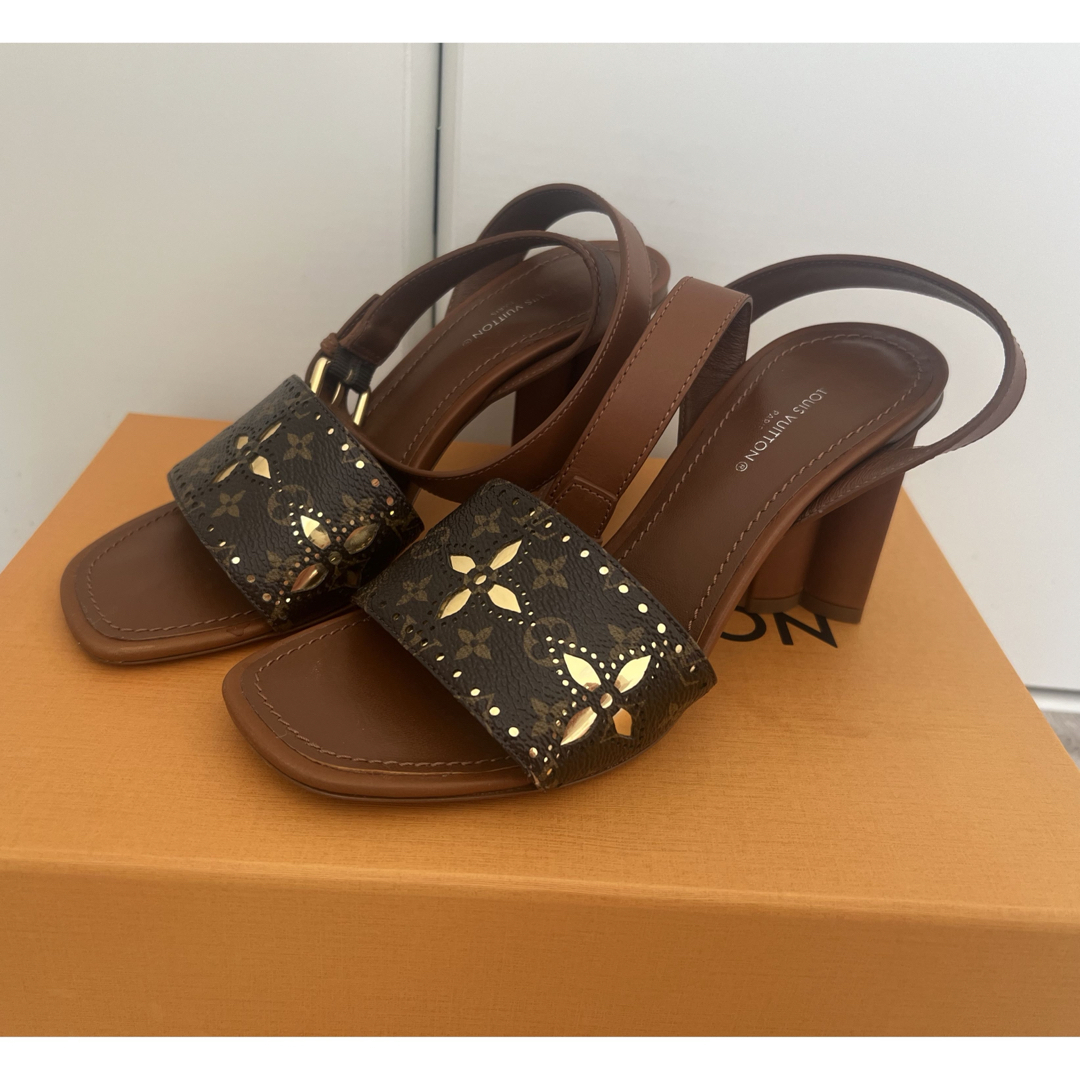 LOUIS VUITTON - ルイヴィトン🤎ྀིシルエット ライン サンダルの LOUIS VUITTON - ルイヴィトン🤎ྀིシルエット ライン サンダルの