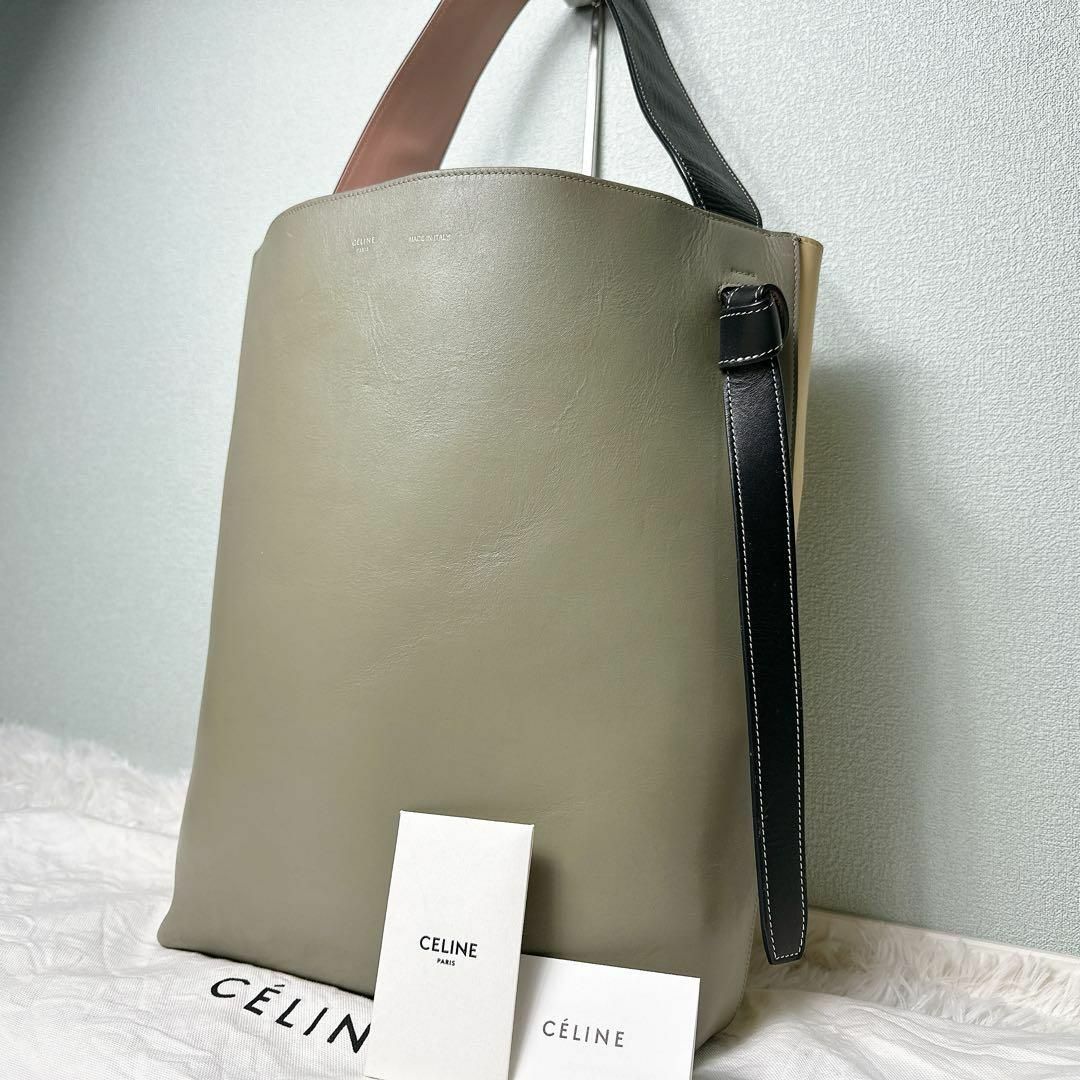 CELINE - 美品✨CELINE ツイステッド カバ レザー マルチカラー CELINE - 美品✨CELINE ツイステッド カバ レザー マルチカラー
