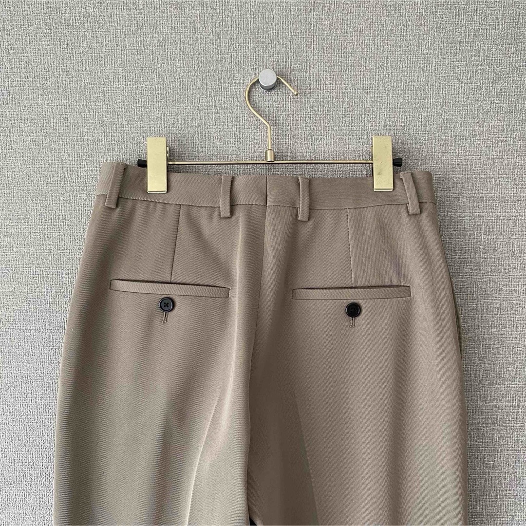 CELINE - CELINE 34 ベージュセンタープレスパンツ ストレート CELINE - CELINE 34 ベージュセンタープレスパンツ ストレート
