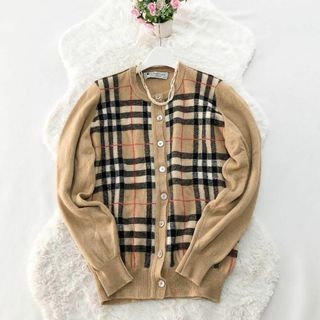 BURBERRY(カーディガン)のフリマアイテム一覧 BURBERRY(カーディガン)のフリマアイテム一覧
