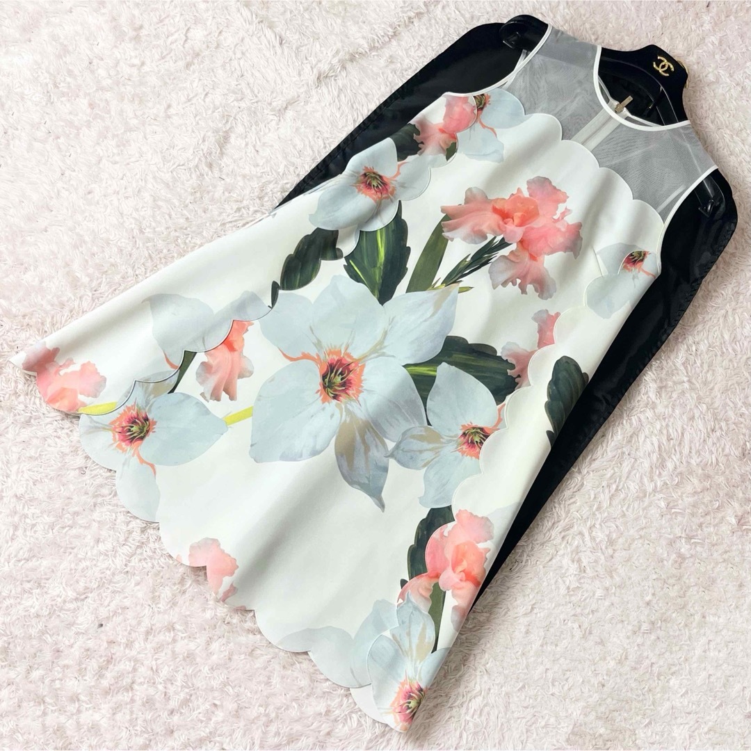 TED BAKER - 20 テッドベイカー ドレス ワンピース 花柄 TED BAKER - 20 テッドベイカー ドレス ワンピース 花柄