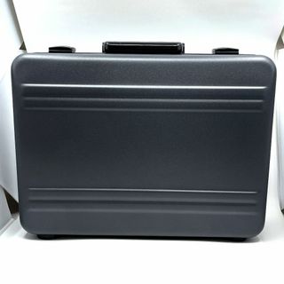 ZERO HALLIBURTONのフリマアイテム一覧 ZERO HALLIBURTONのフリマアイテム一覧