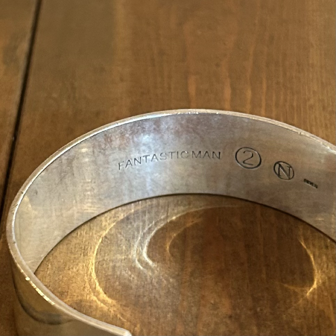 FANTASTIC MAN - ファンタスティックマン シルバーバングルの FANTASTIC MAN - ファンタスティックマン シルバーバングルの
