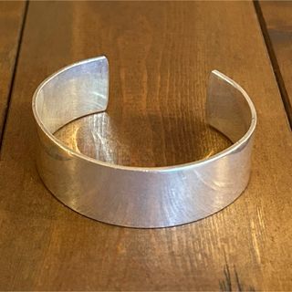 cody sanderson フェザーカフ Sの通販 by M|ラクマ cody sanderson フェザーカフ Sの通販 by M|ラクマ