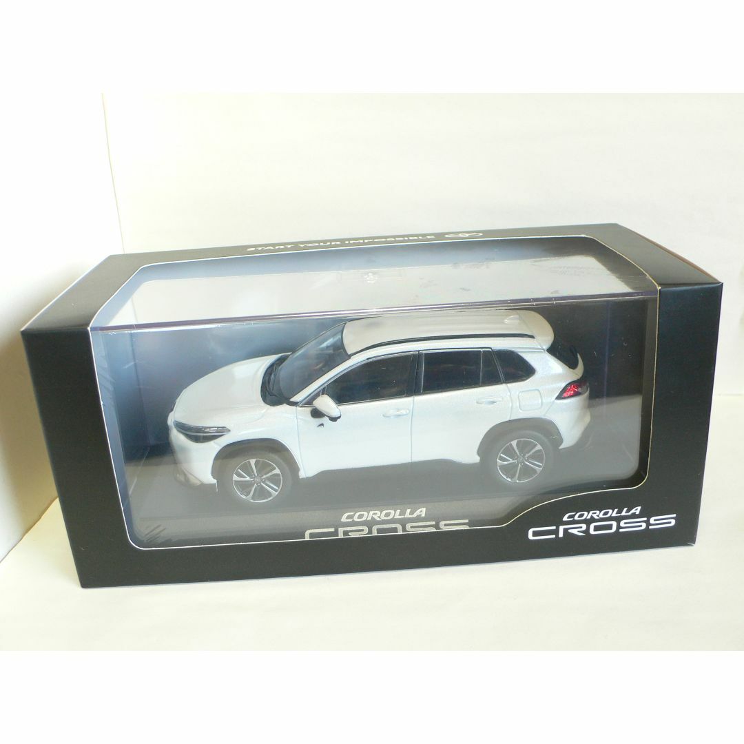 トヨタ - 非売品 1/30 トヨタ カローラ クロス 089 プラチナ トヨタ - 非売品 1/30 トヨタ カローラ クロス 089 プラチナ
