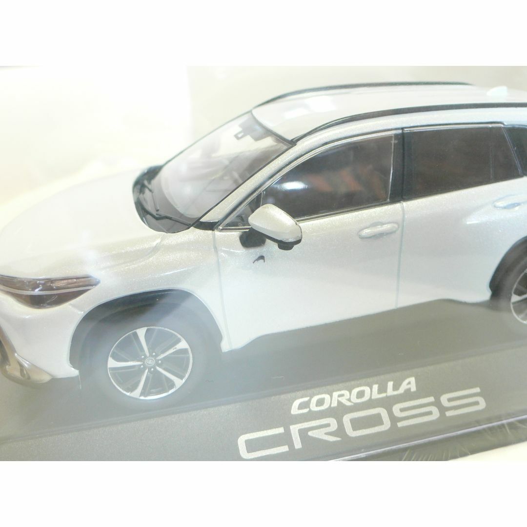 トヨタ - 非売品 1/30 トヨタ カローラ クロス 089 プラチナ トヨタ - 非売品 1/30 トヨタ カローラ クロス 089 プラチナ