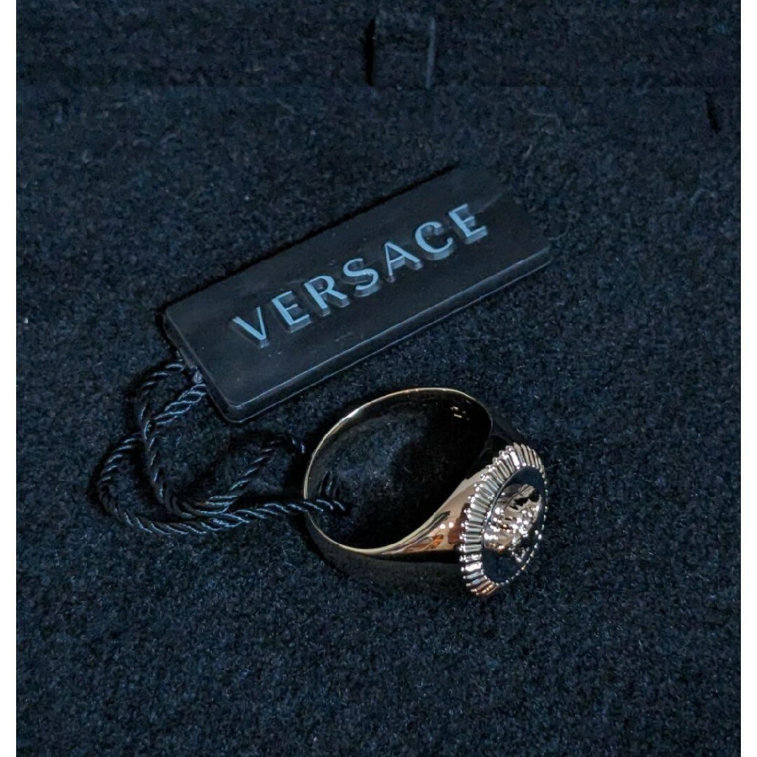 VERSACE - 19号 新品 VERSACE ギローシュ メドゥーサ リング VERSACE - 19号 新品 VERSACE ギローシュ メドゥーサ リング