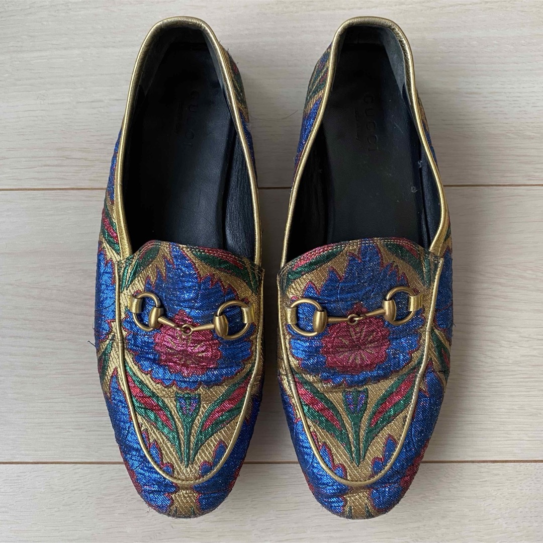 GUCCI - GUCCI ヨルダーン メタリック ホースビット フラット GUCCI - GUCCI ヨルダーン メタリック ホースビット フラット