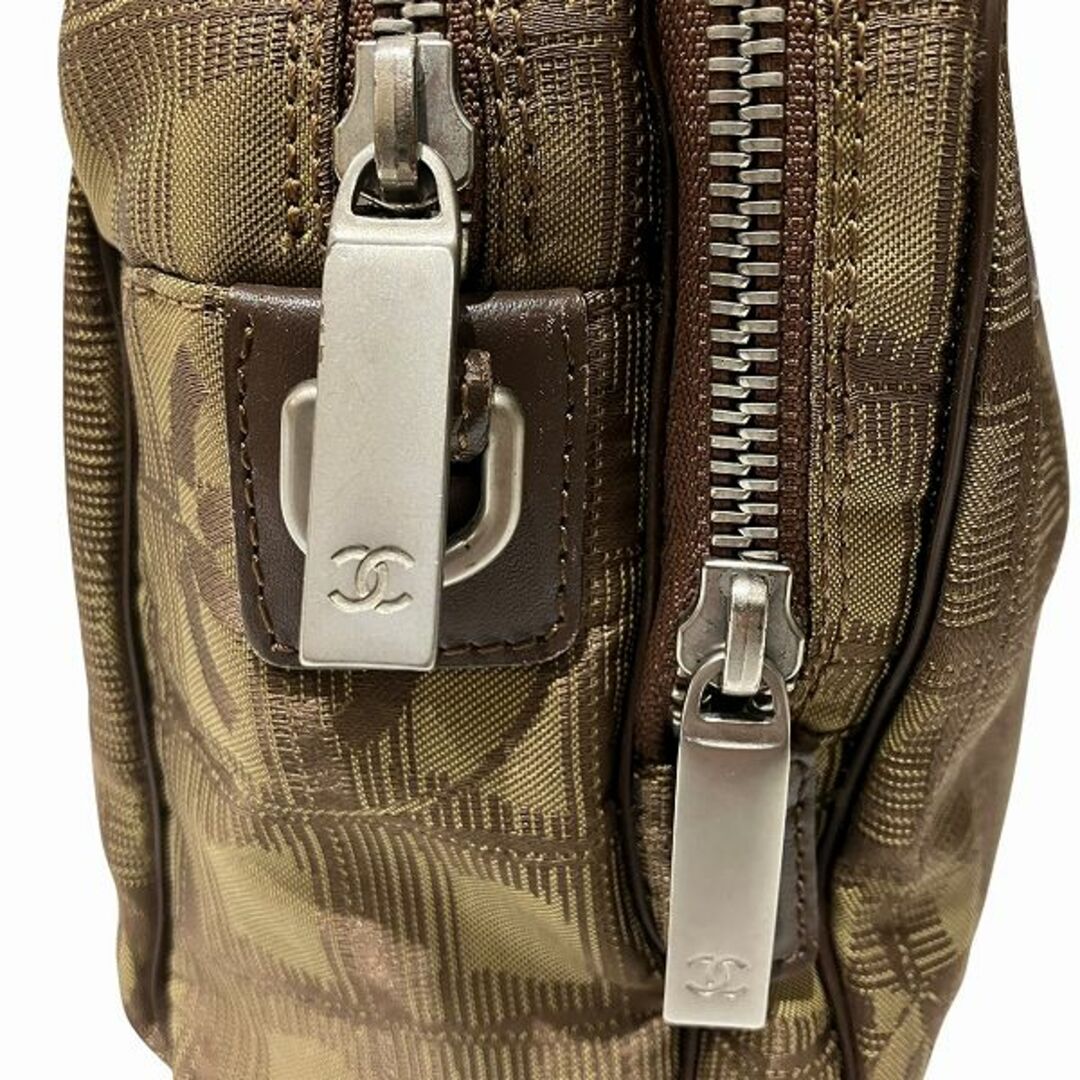 CHANEL - シャネル CHANEL ニュートラベルライン カーキ CHANEL - シャネル CHANEL ニュートラベルライン カーキ
