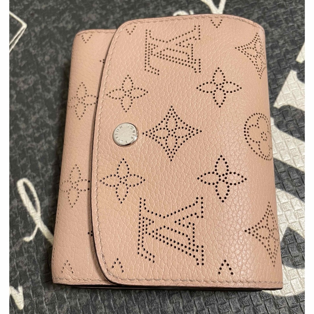 LOUIS VUITTON - 中古 ルイヴィトン マヒナ ポルトフォイユ LOUIS VUITTON - 中古 ルイヴィトン マヒナ ポルトフォイユ