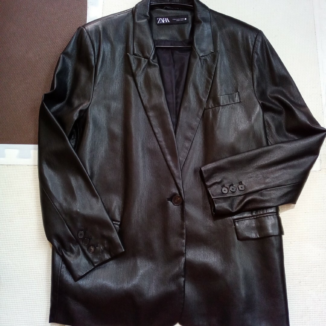 ZARA - ZARAフェイクレザージャケットブラックレアです。の通販 ZARA - ZARAフェイクレザージャケットブラックレアです。の通販