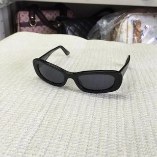 CHANEL - 新品未使用 CHANEL シャネル 縄編み ラウンド CHANEL - 新品未使用 CHANEL シャネル 縄編み ラウンド