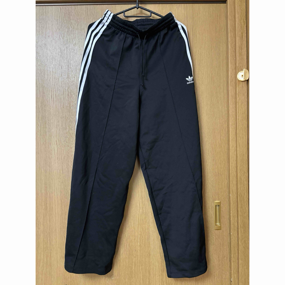 adidas Originals - adidas ワイドパンツの通販 by Rie's shop adidas Originals - adidas ワイドパンツの通販 by Rie's shop