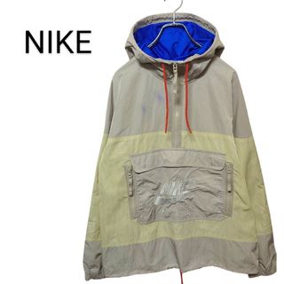 NIKE(ナイロンジャケット ・ ベージュ系)のフリマアイテム一覧 NIKE(ナイロンジャケット ・ ベージュ系)のフリマアイテム一覧