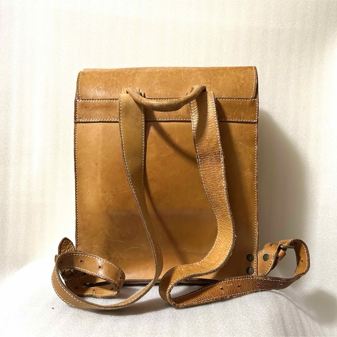 BREE - BREE ブリー 中古古着レザーリュック ライトブラウン BREE - BREE ブリー 中古古着レザーリュック ライトブラウン