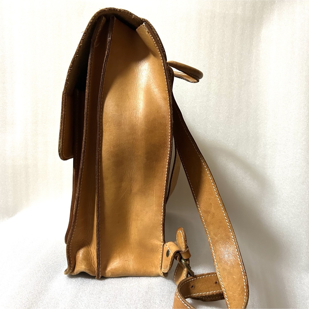 BREE - BREE ブリー 中古古着レザーリュック ライトブラウン BREE - BREE ブリー 中古古着レザーリュック ライトブラウン