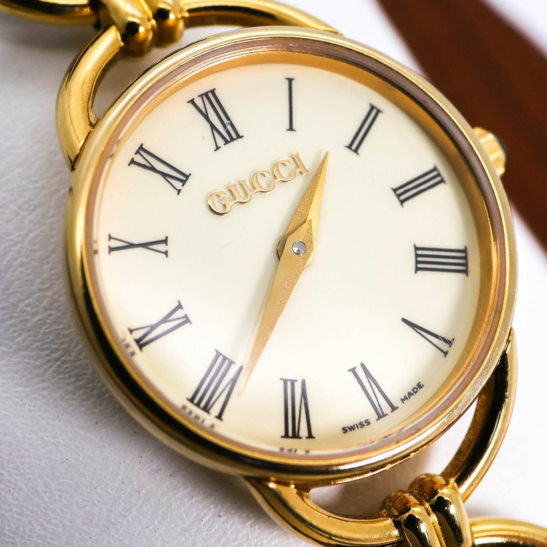 GUCCI - 稼働 GUCCI 腕時計 6000.2.L レザー アイボリー 1212の GUCCI - 稼働 GUCCI 腕時計 6000.2.L レザー アイボリー 1212の