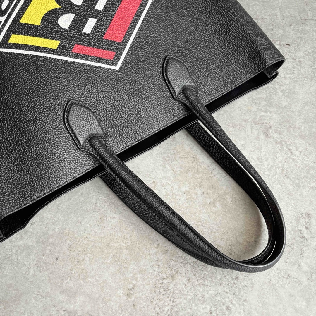 BURBERRY - 【極美品】 Burberry TBロゴ レザー トートバッグ BURBERRY - 【極美品】 Burberry TBロゴ レザー トートバッグ