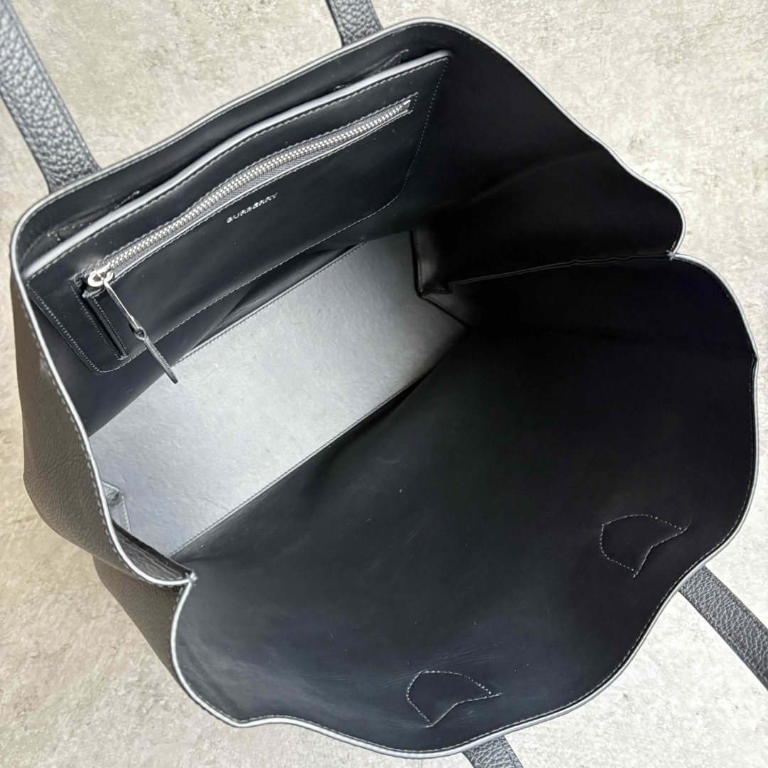 BURBERRY - 【極美品】 Burberry TBロゴ レザー トートバッグ BURBERRY - 【極美品】 Burberry TBロゴ レザー トートバッグ