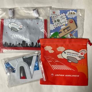 ジャル(ニホンコウクウ)(JAL(日本航空))のJALオリジナル移動ポケット（ クリップ付 )　巾着 ・木製飛行機・飛行機風船(ポシェット)