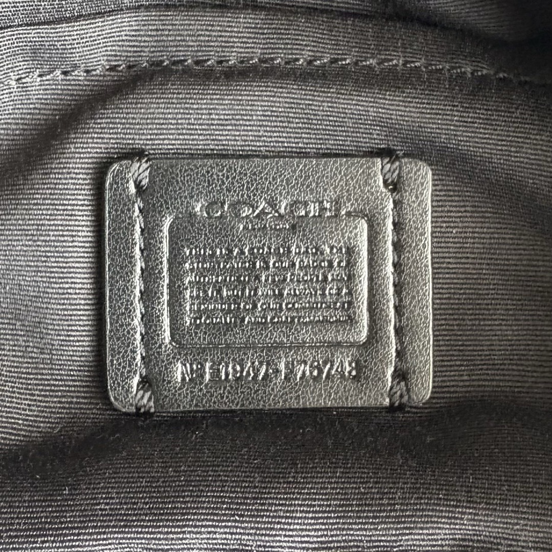 COACH - 【極美品】COACH シグネチャー ボディバッグ ショルダー COACH - 【極美品】COACH シグネチャー ボディバッグ ショルダー