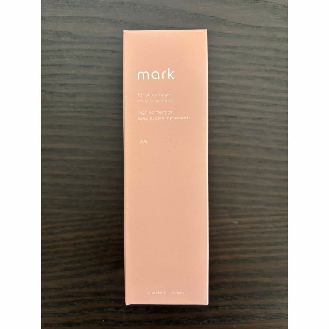 ELLE(エル)のmark エルトリートメント(旧エルバイウルガミトリートメント)120ml コスメ/美容のヘアケア/スタイリング(トリートメント)の商品写真