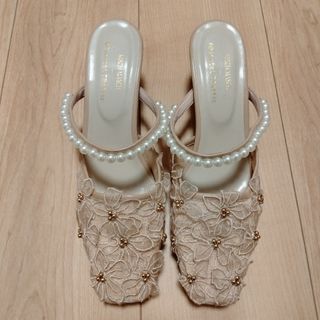 CHANEL - 美品❣️シャネル CHANEL サンダル ミュール 下駄 37 CHANEL - 美品❣️シャネル CHANEL サンダル ミュール 下駄 37
