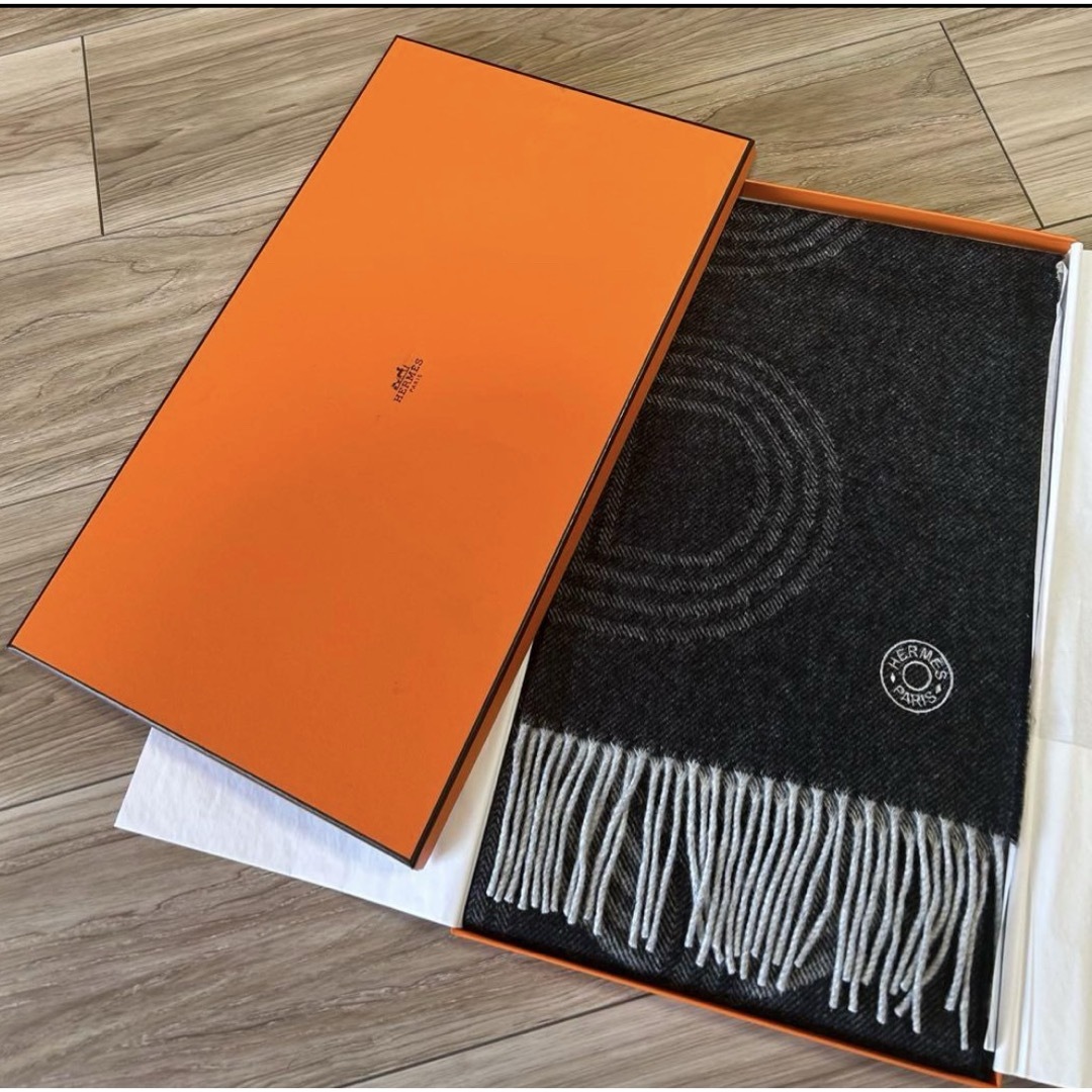HERMES - 新品未使用☆エルメス マフラー 24番地のサーキット HERMES - 新品未使用☆エルメス マフラー 24番地のサーキット